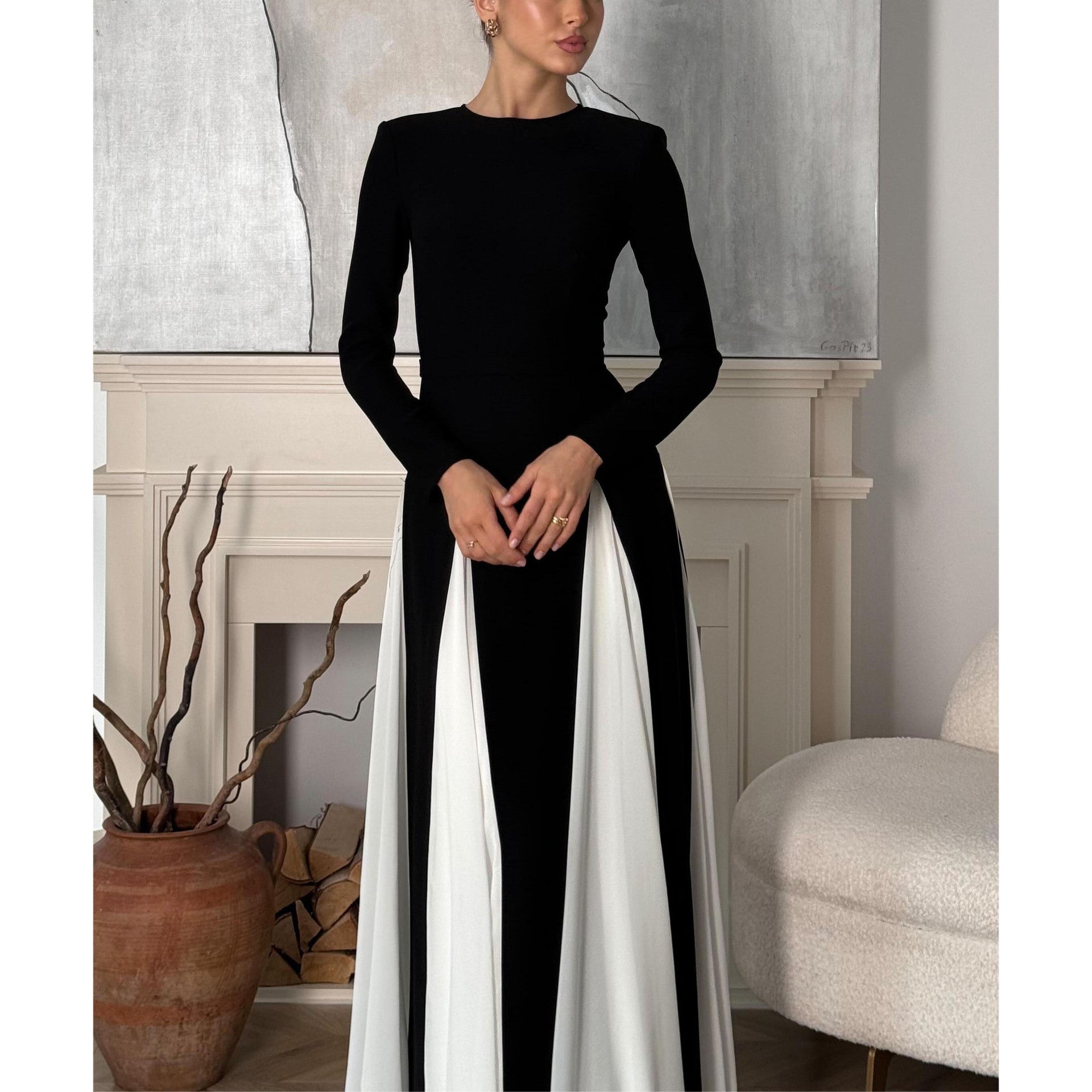 Elegantes Schwarz-Weiß Abendkleid für besondere Anlässe