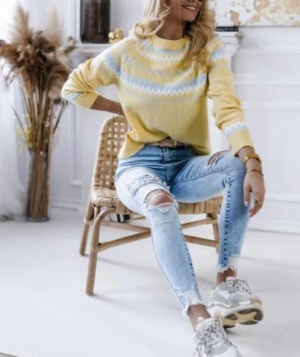 Fresh yellow long sleeve sweater