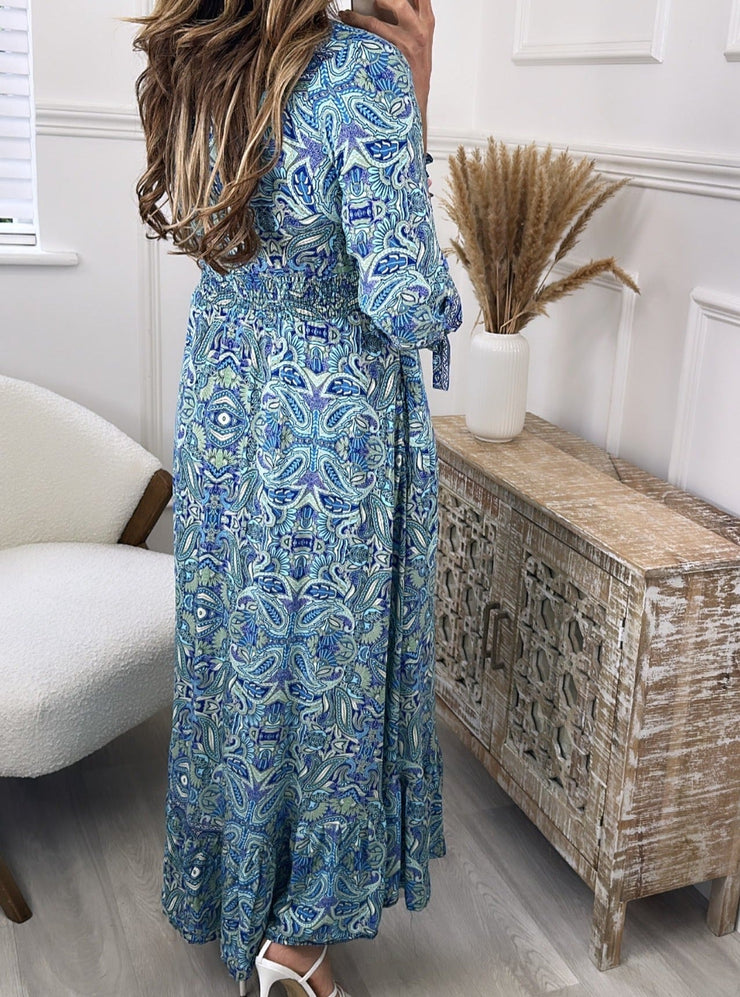 Fresh maxi dress with bell sleeves