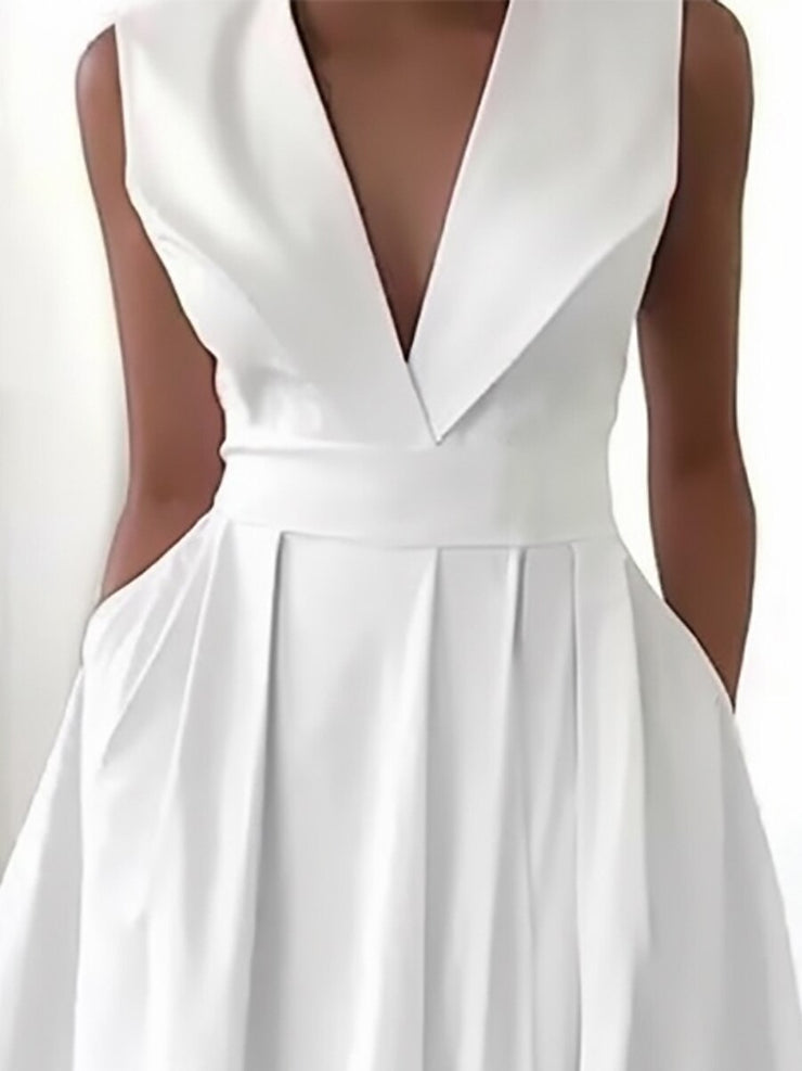 White folding collar maxi dress with deep V-neck and pleat