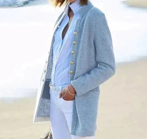 Airy monochrome blue sweater with long sleeves