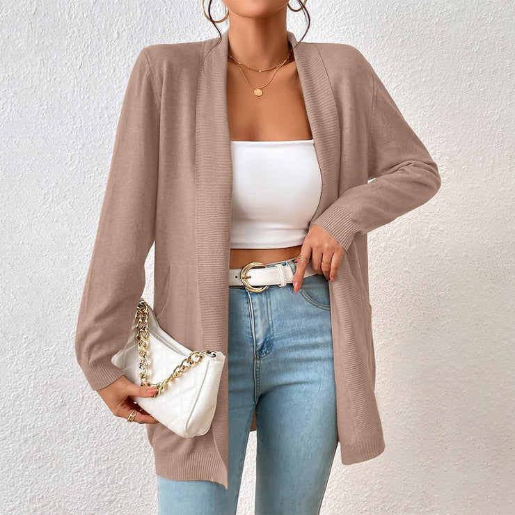 Comfortable plain cardigan with long sleeves