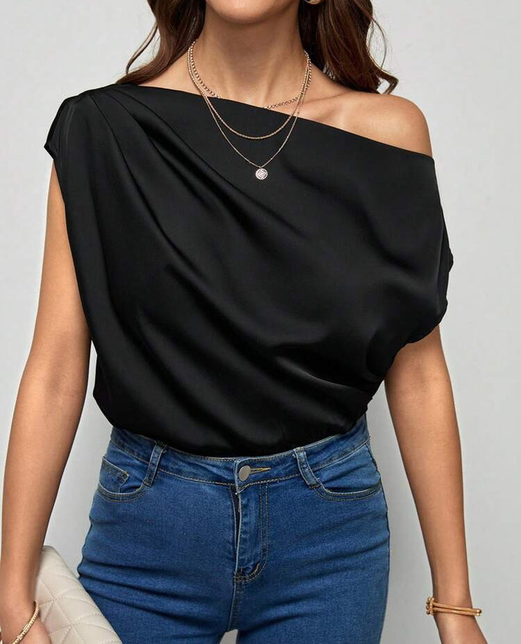 Chic black monochrome top