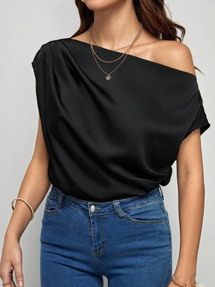 Chic black monochrome top