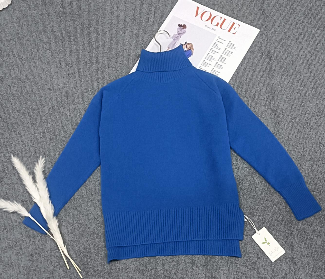 Blue monochrome high neck sweater