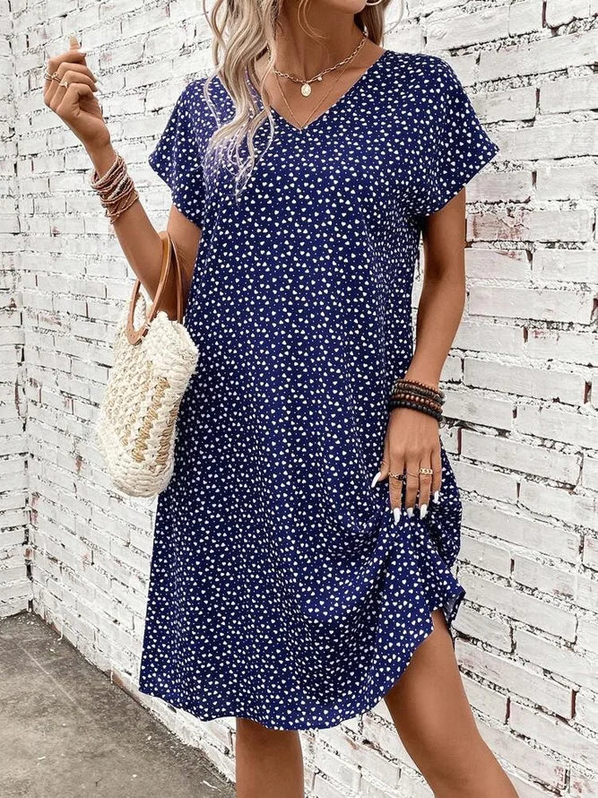 Chic short sleeve mini dress with V-neck