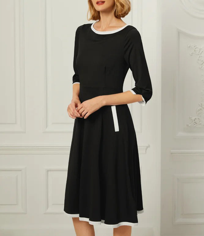 Groovy 3/4-Sleeve Round Neck Midi Dress