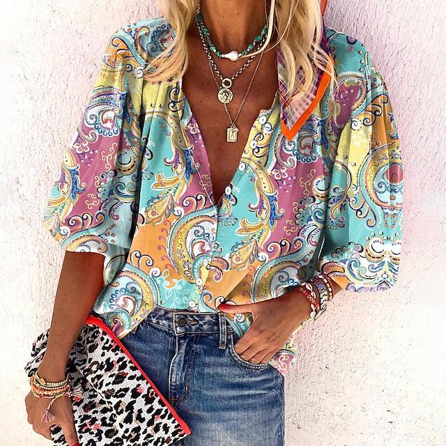 Eye-catching paisley shirt with 3/4 sleeves