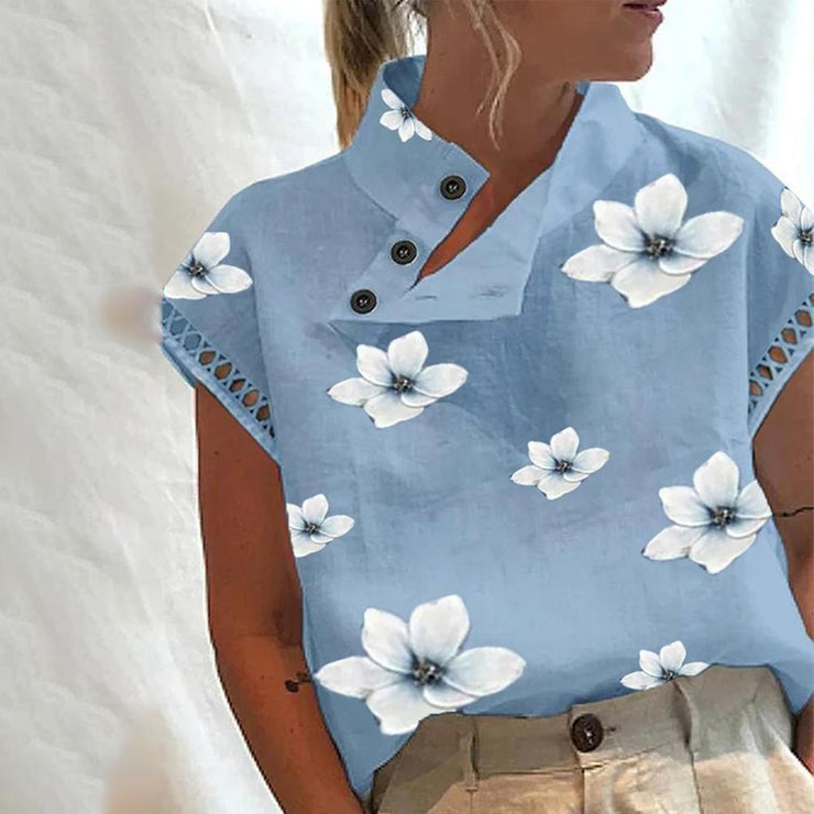 Short-sleeved blue top with youthful floral print