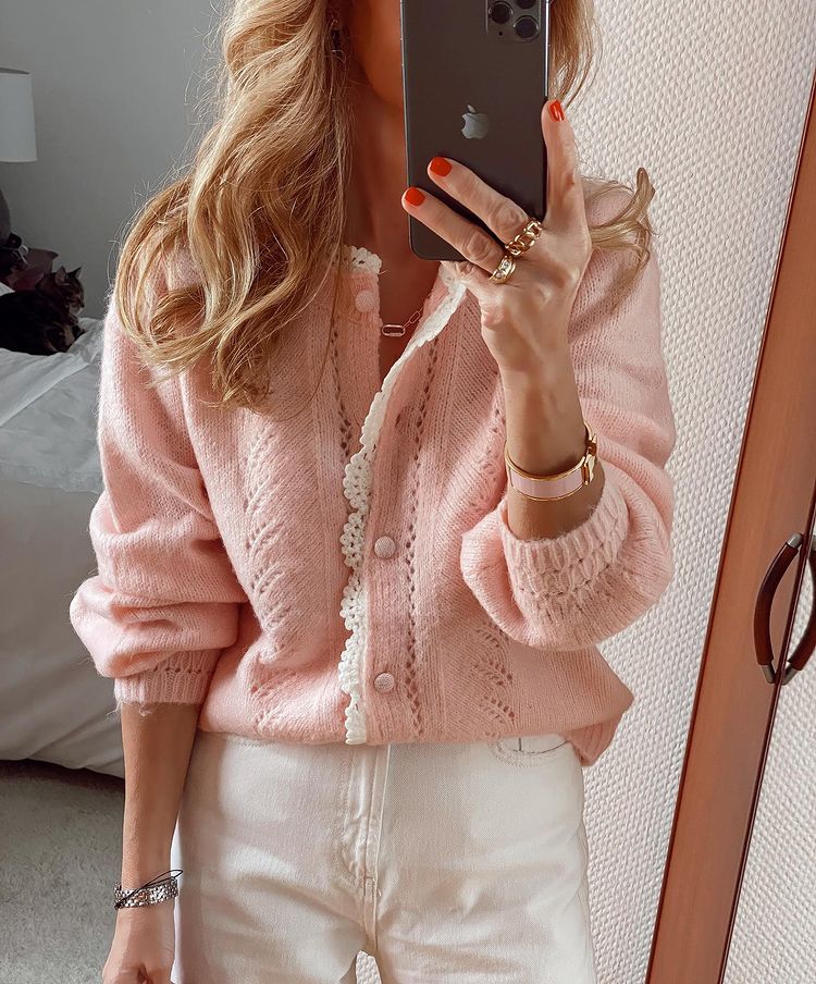 Pink solid color long sleeve outerwear