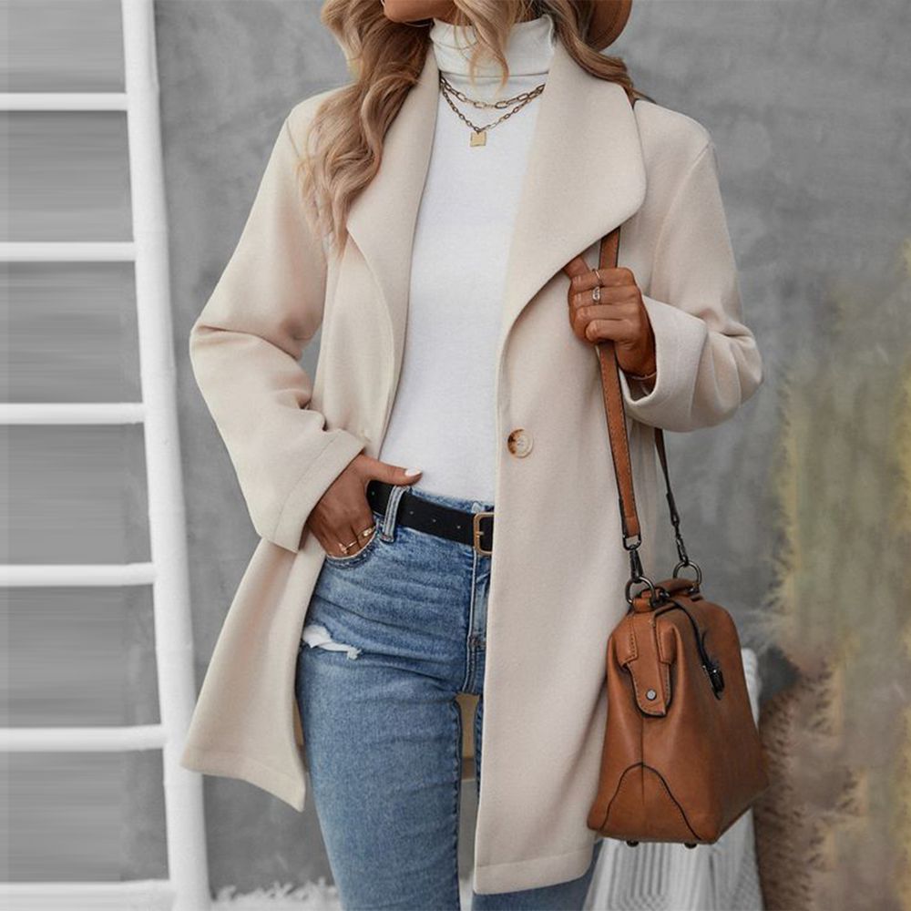 Ivory solid color cardigan with long sleeves