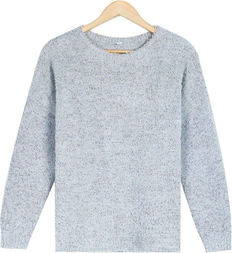 Comfortable monochrome grey sweater with round neck