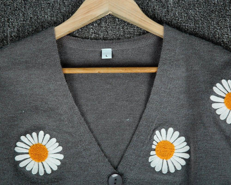 She loves you daisy cardigan