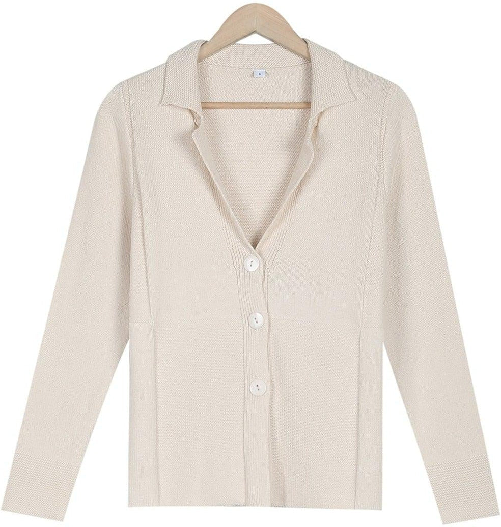 Shrunken V-neck cardigan with button placket