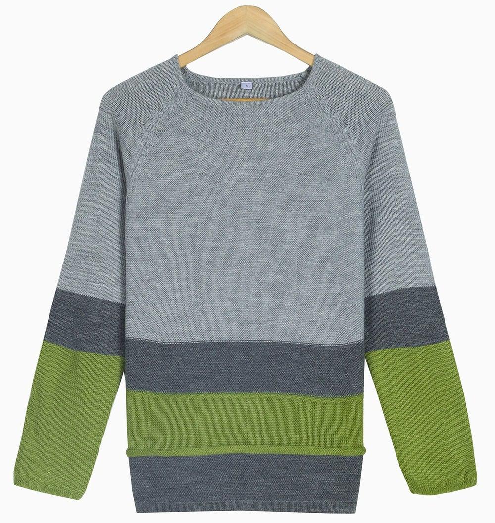 Modern grey sweater with color block