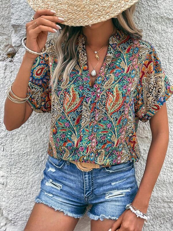 Colorful Garden Summer Print Grooved V Neck Top