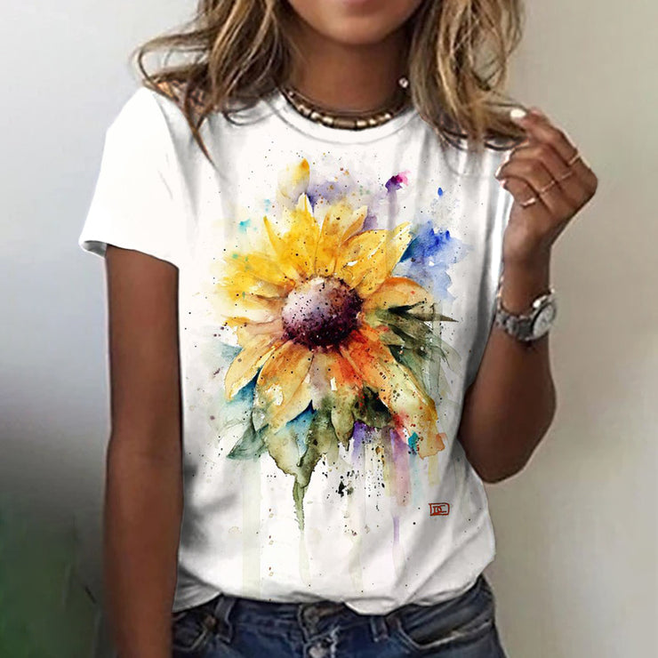 Comfortable short sleeve top with floral print