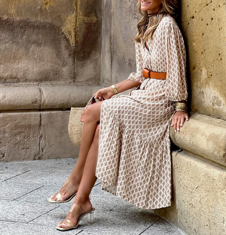 Elegant long sleeve midi dress with print