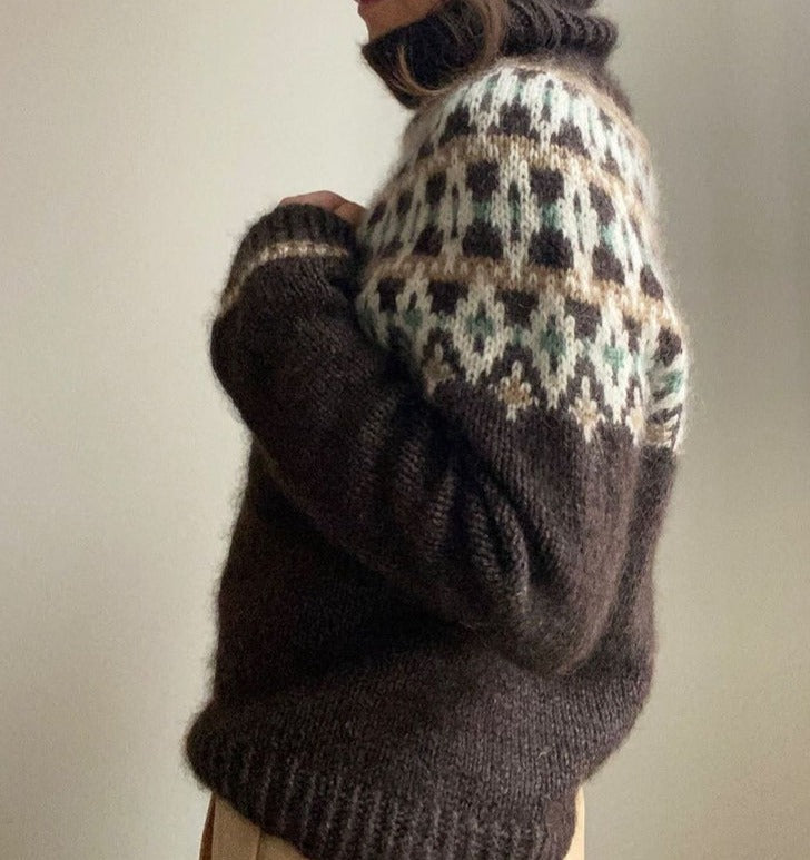 High neck sweater with coffee print