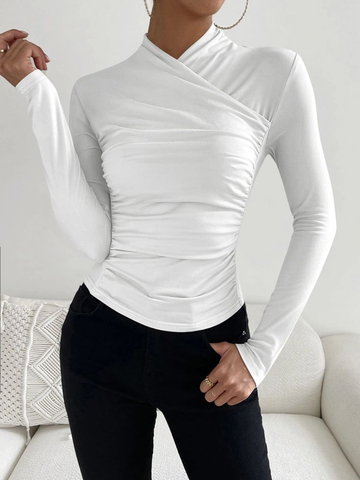 Attractive long sleeve monochrome white top