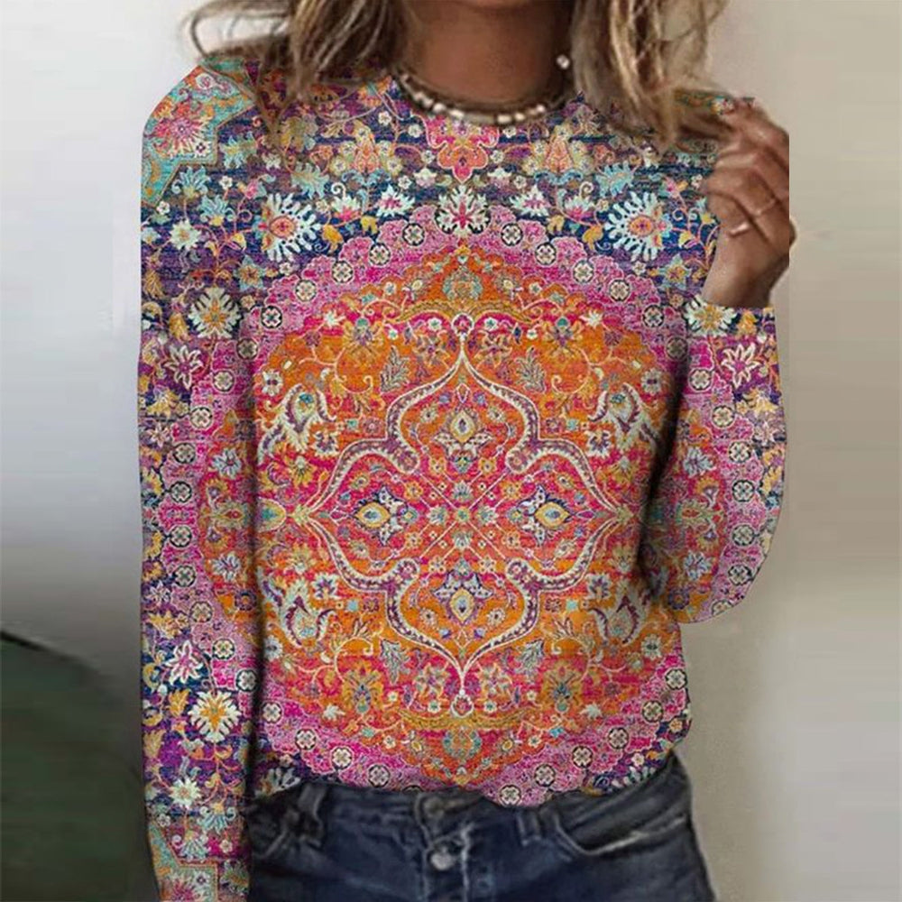 Sweet long sleeve top with round neck