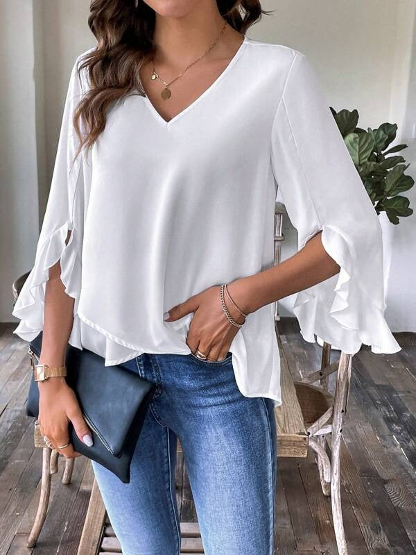 White 3/4-sleeve monochrome top