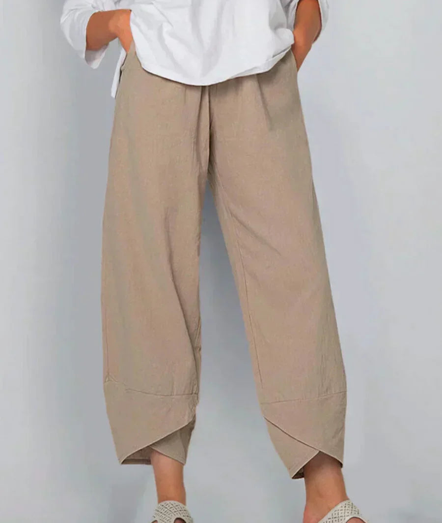 Windproof Elegance pants that protect you from wind and weather while always looking stylish