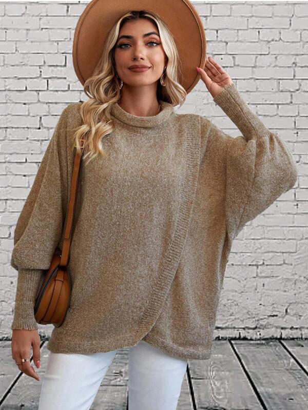 Comfortable solid colour sweater with turtleneck