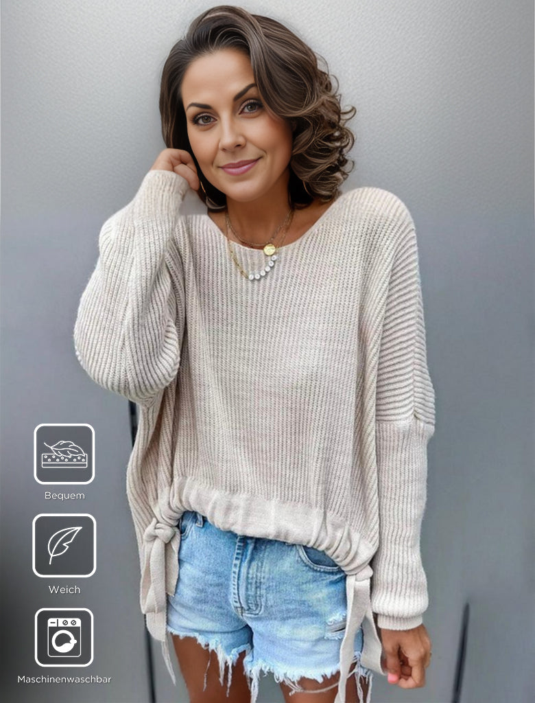 Grey solid color sweater with round neck