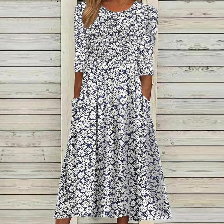 Stylish midi dress with 3/4-length sleeves and print