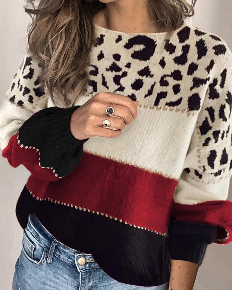 Contrast long sleeve sweater with leopard pattern