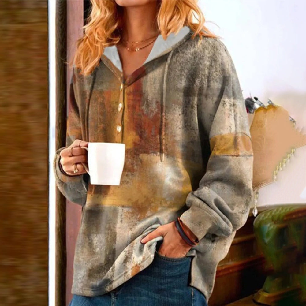 Striking long sleeve sweatshirt with print