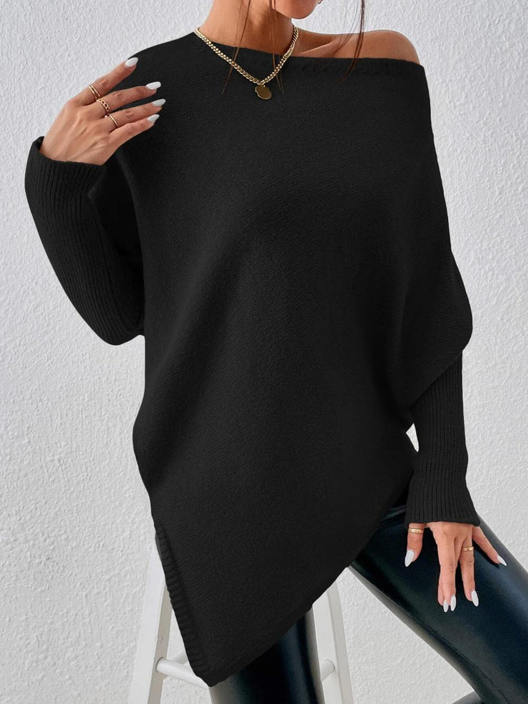 Plain black long sleeve sweater with round neck