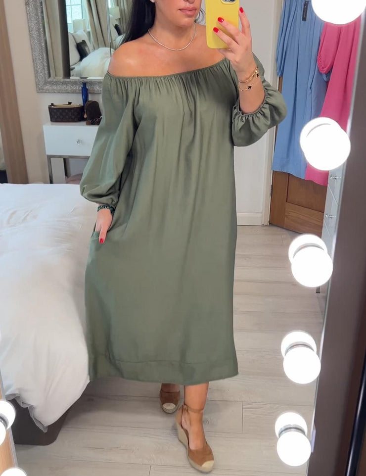 Baggy Green Solid Color Off Shoulder Maxi Dress