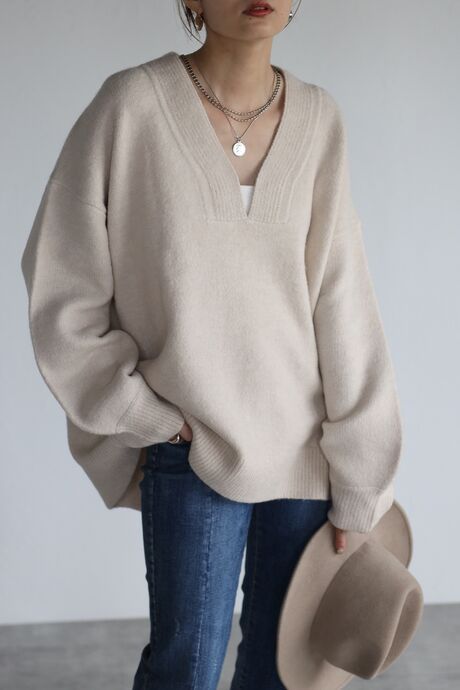 Apricot Solid Color V-neck Sweater