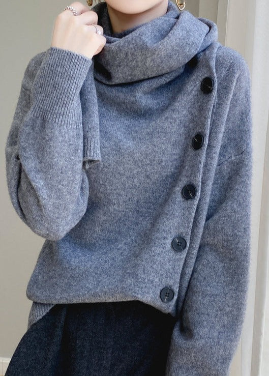 Unique one-tone turtleneck sweater