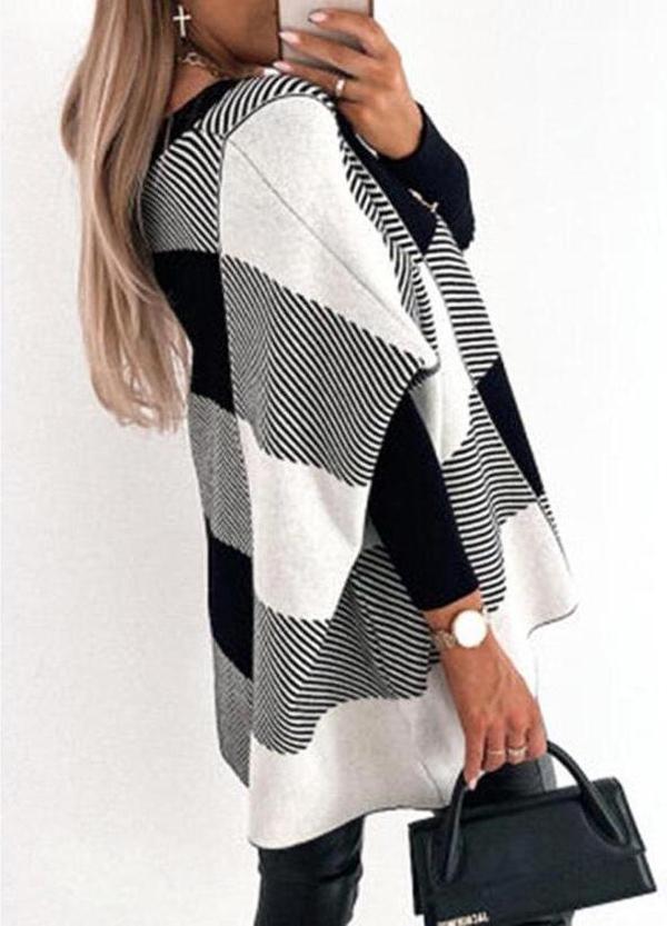 V-neck sweater with stripe print