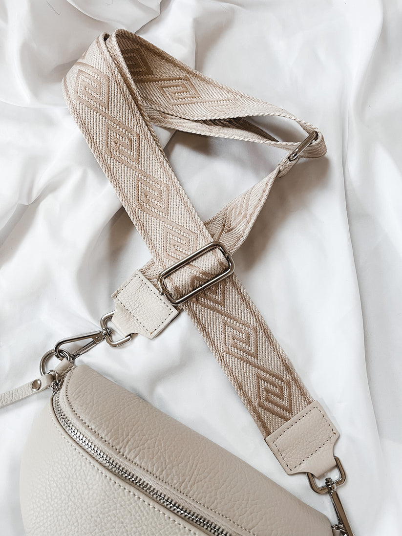 Bag straps silver