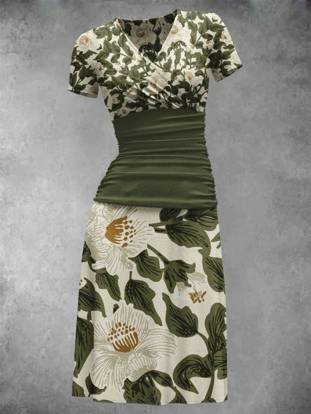 Summer midi dress with floral pattern in vintage look