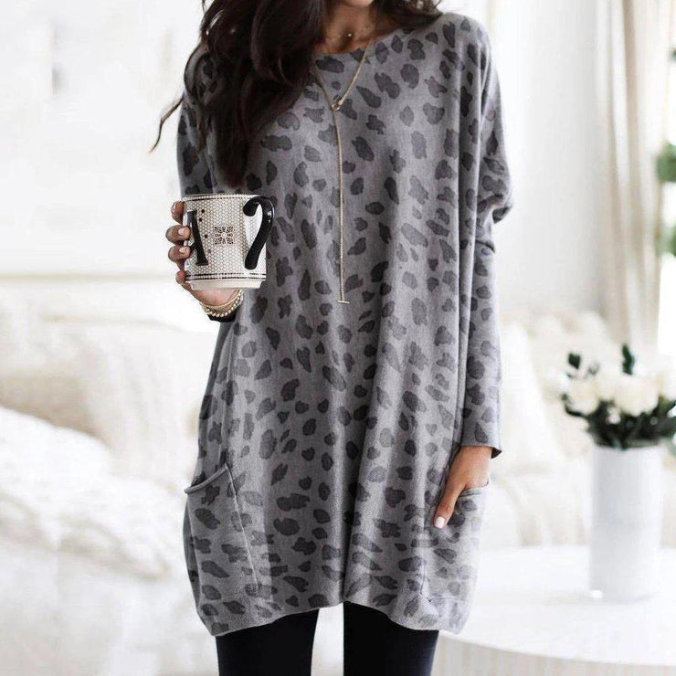 Long-sleeved tunic with leopard print