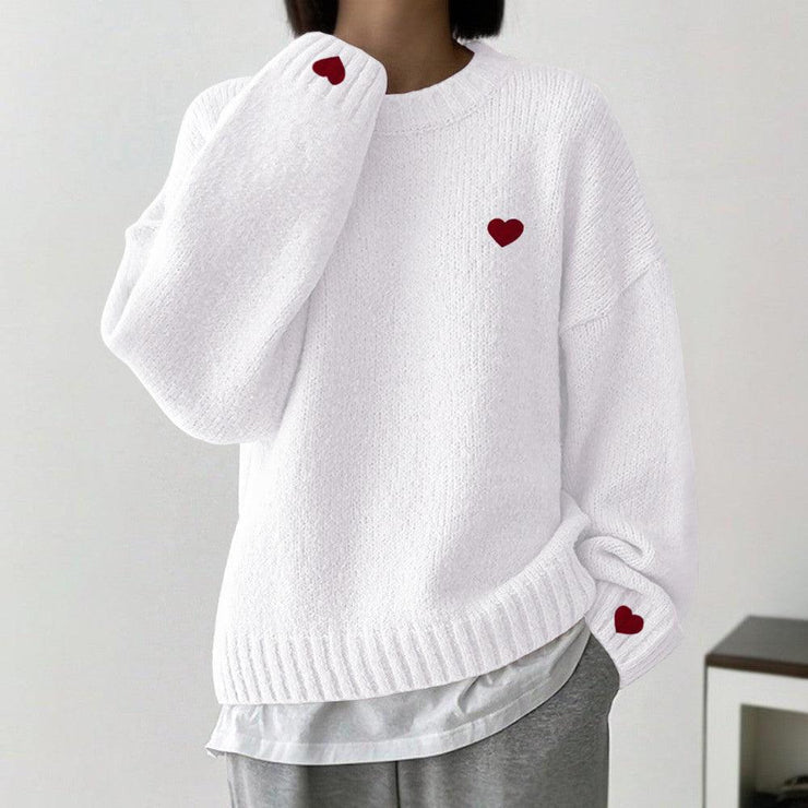 White basic sweater with long sleeves